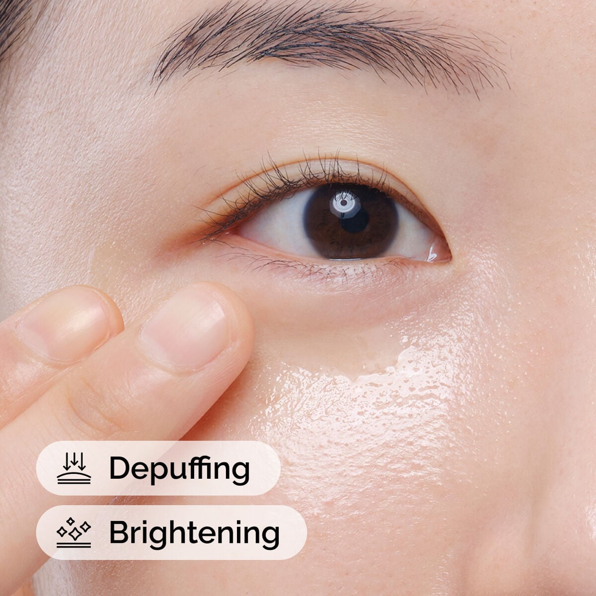 caffeine-solution-5-egcg-eye-serum-f4 ord-caffeine-solution-egcg-model-application-with-benefits.jpg