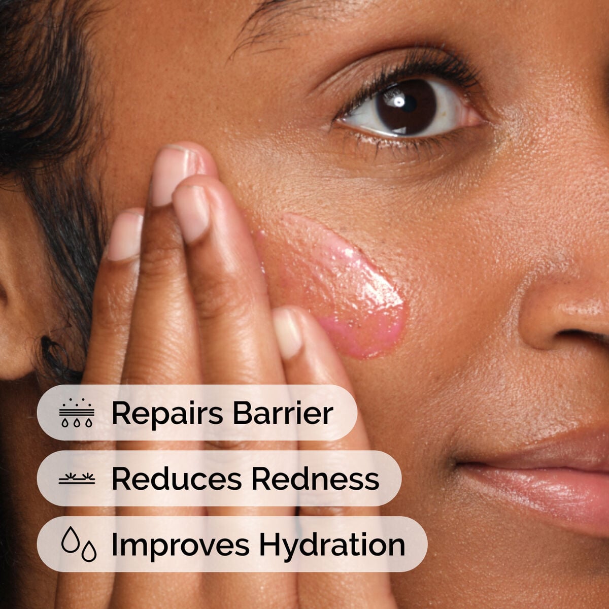 soothing-and-barrier-support-serum-set-z5 ord-soothing-barrier-support-serum-model-application-with-benefits.jpg